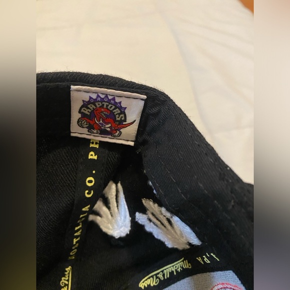 COPY - Authentic raptors SnapBack cap - Picture 7 of 8